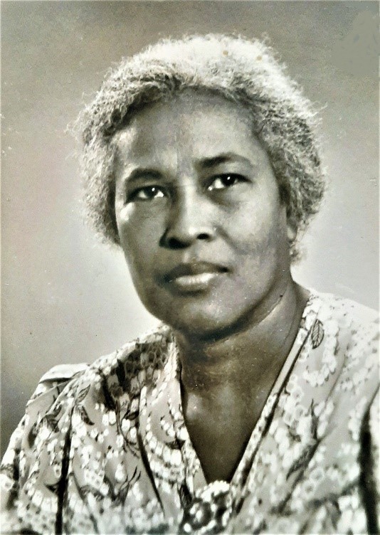 Lucie Dis 1896 Semarang – 1983 Venlo